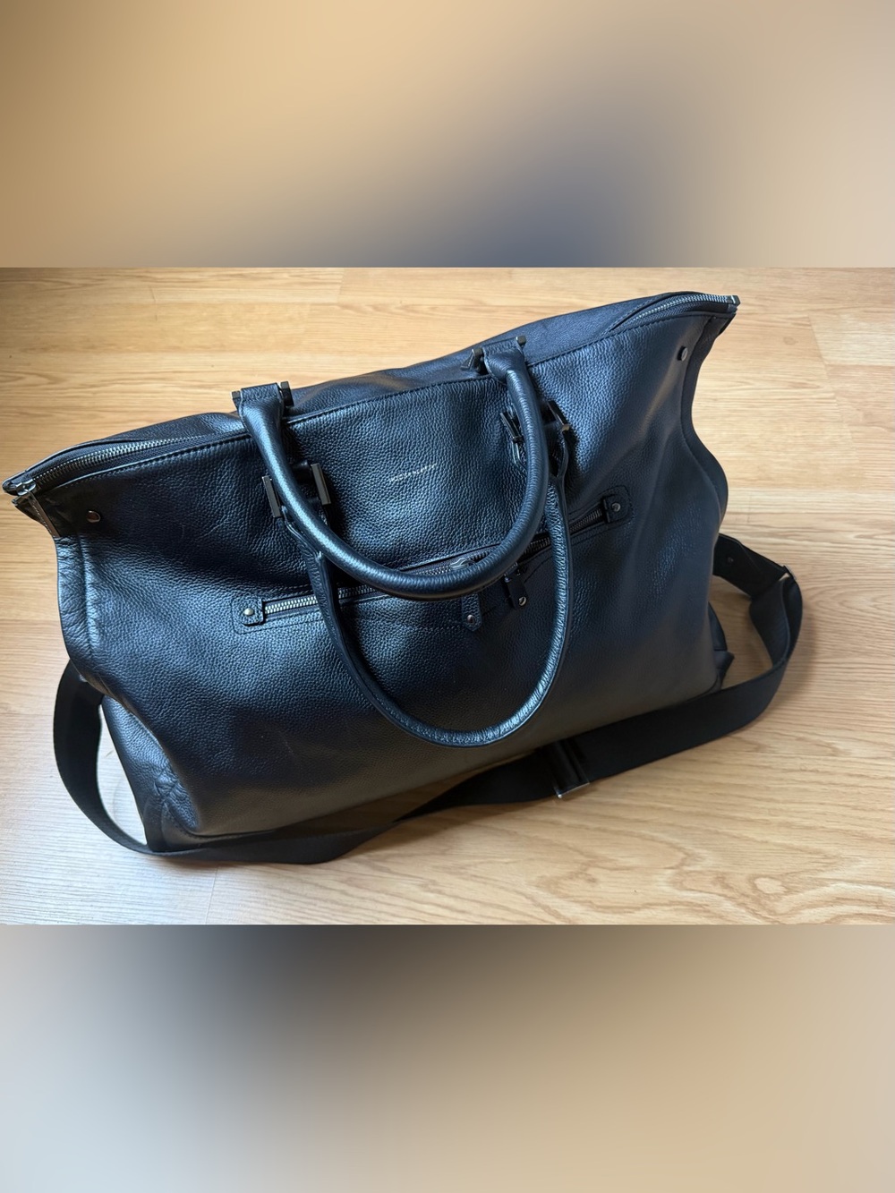 Hook & Albert Women’s Large Leather Weekender Garment Bag